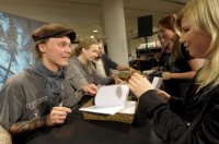 Автограф-сессия HIM в ТЦ Стокман, Хельсинки